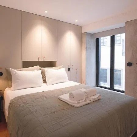 Andrade Rooftop Duplex - Bydixos * Oporto